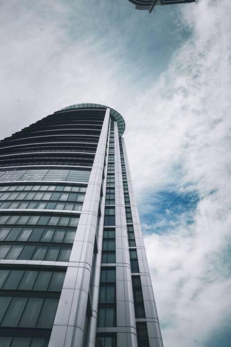 Serviced Luxurious 3+1 In Address Emaar Square イスタンブール エクステリア 写真