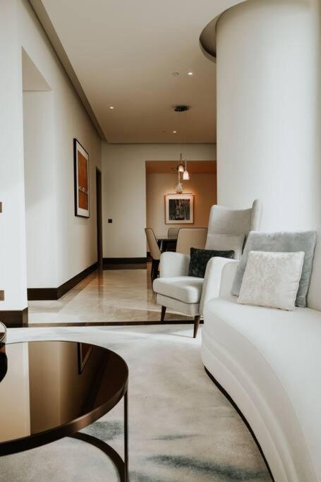 Serviced Luxurious 3+1 In Address Emaar Square イスタンブール エクステリア 写真