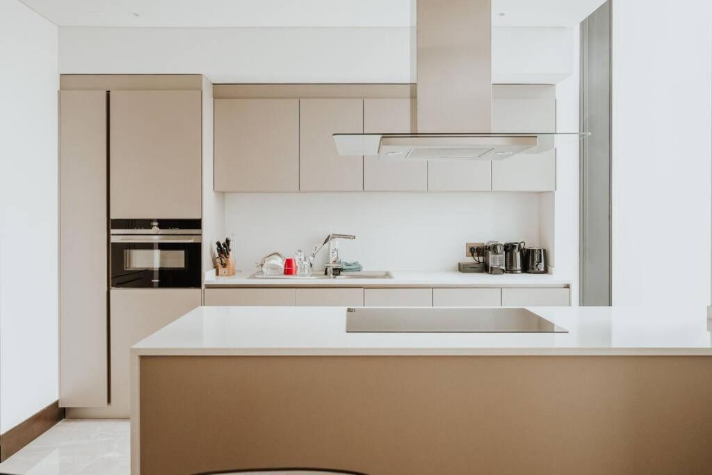 Serviced Luxurious 3+1 In Address Emaar Square イスタンブール エクステリア 写真