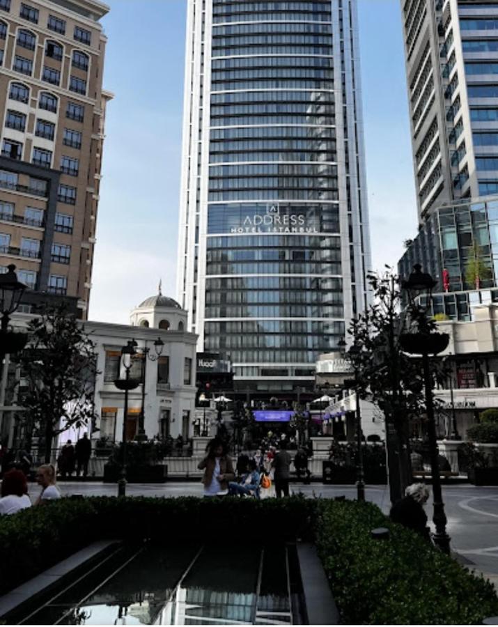Serviced Luxurious 3+1 In Address Emaar Square イスタンブール エクステリア 写真